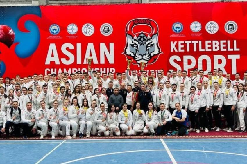 Студенты НИУ «БелГУ» отличились на чемпионате Азии по гиревому спорту
